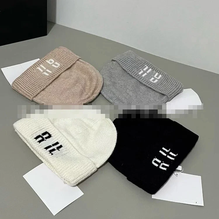 Miu Miu new embroidered knitted hat