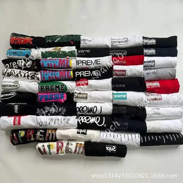Supreme T-shirt (31 CP)